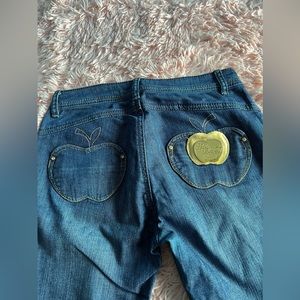 y2k apple bottom mid rise flare jeans! size 5/6